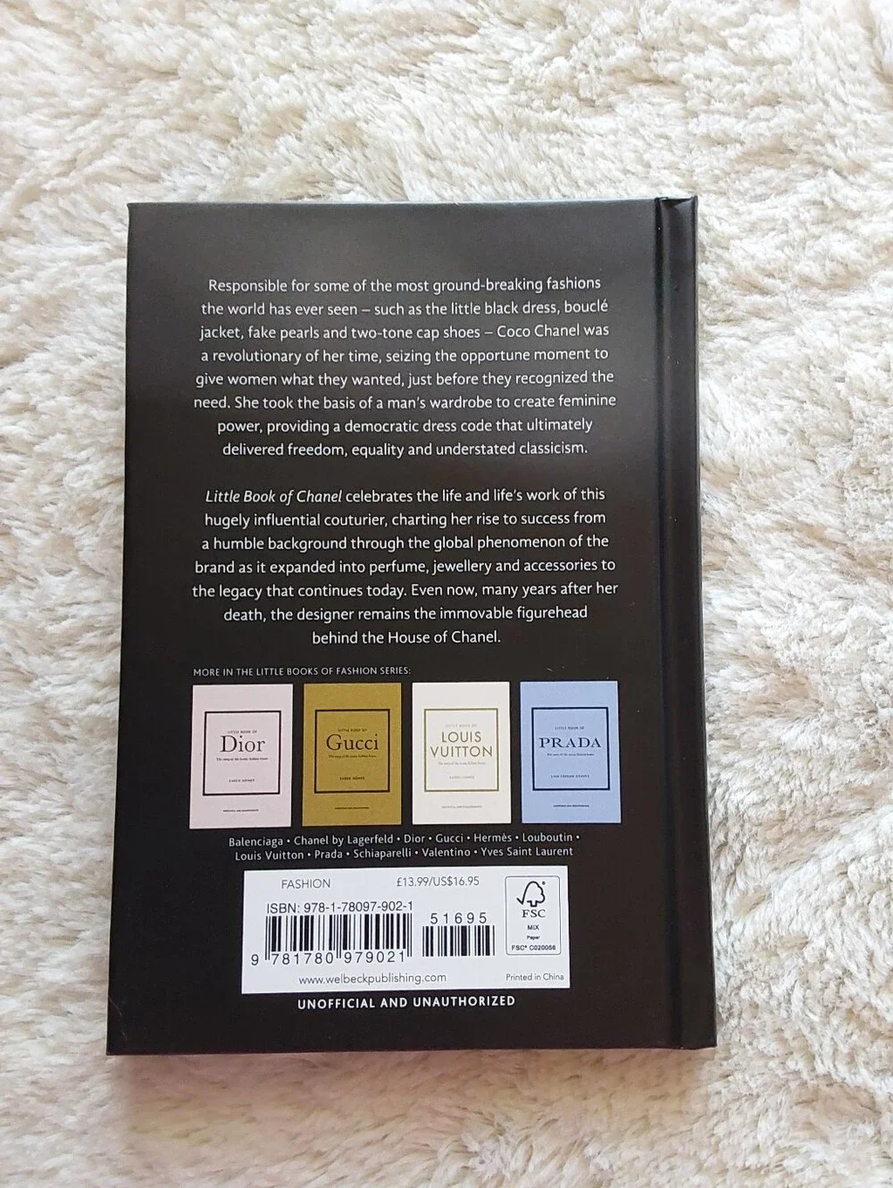 🌺 Just Like New *3* Hardcover Fashion Books